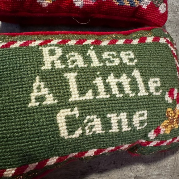 Lot of 2 Christmas Needlepoint Holiday Christmas Pillows ~ Small Wool - Picture 2 of 13